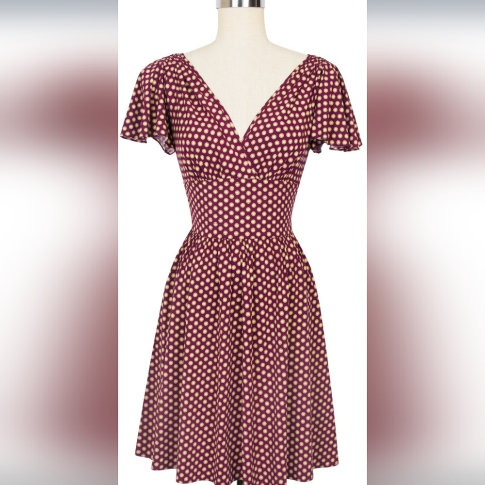 Trashy Diva Wine Dots Camilla Size 10